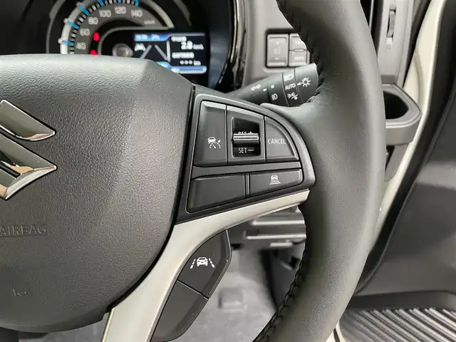 スズキ ハスラー HYBRID X 滋賀県 2025(令7)年 0.1千km ソフトベージュメタリック 届出済未使用車/純正9型スズキコネクトメモリーナビ/全方位カメラ/シートヒーター/前後ソナー/純正１５AW/ステアリングリモコン/追従クルーズコントロール/衝突軽減ブレーキ/LEDヘッドライト/スマートキー/プッシュスタート