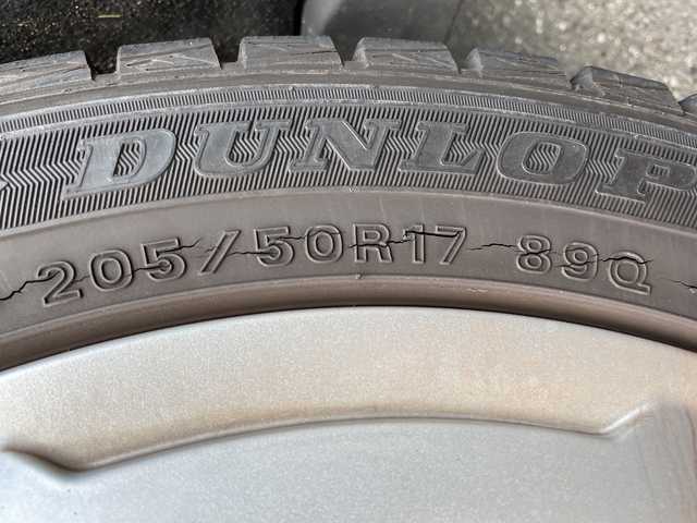 アウディ Ａ３ スポーツバック 2．0 TFSI 神奈川県 2005(平17)年 7.9万km ファントムブラックパールエフェクト ・社外ナビ　/・Ｂｌｕｅｔｏｏｔｈ　/・ＥＴＣ　/・ＤＶＤ　ＣＤ　/・ワンセグＴＶ　/・本革シート　/・ドラレコ前後　/・パワーシート　/・パドルシフト　/・キセノンヘッドライト　/・オートライト　/・フォグランプ　/・純正アルミホイール/・サマータイヤ(純正アルミホイール付225/45R17）残3mm/　ヨコハマタイヤ2013年製