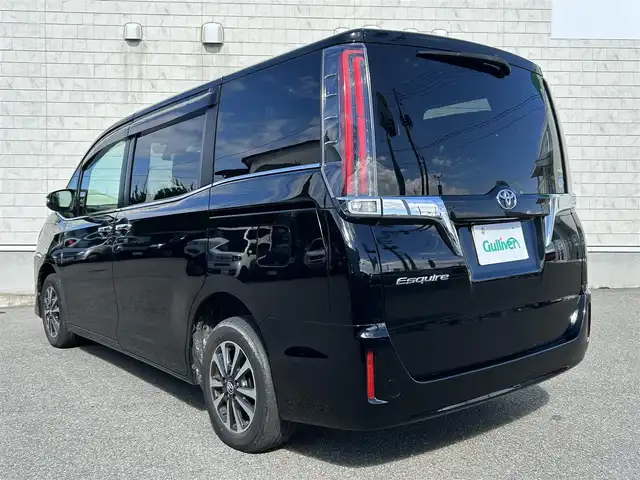 トヨタ エスクァイア Xi 山形県 2018(平30)年 9.2万km ブラック 禁煙車/ワンオーナー/4WD/社外メモリーナビ/・フルセグTV/AM/FM/DVD/Bluetooth/クルーズコントロール/アイドリングストップ/プリクラッシュセーフティ/先行車発進告知/車線逸脱警報/横滑り防止装置/盗難防止装置/LEDヘッドライト/オートライト/オートハイビーム/フロントフォグランプ/片側パワースライドドア/フリップダウンモニター/寒冷地仕様/純正フロアマット/純正ドアバイザー/ETC/冬タイヤ積み込み