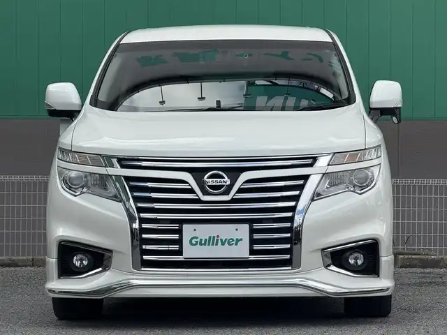 日産 エルグランド 250ハイウェイスターS 千葉県 2016(平28)年 5.7万km ブリリアントホワイトパール 純正ナビTV/CD/BT/AUX（MJ116D-W）/両側パワースライド/純正フロントリップスポイラー/社外レーダー探知機（PRE-X111）/オットマン/クルーズコントール/オートライト/ＥＴＣ/社外ドライブレコーダー前方/スペアキー1本/後席サンシェード/ドアバイザー/純正フロアマット