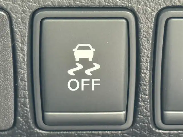 日産 エルグランド 250ハイウェイスターS 千葉県 2016(平28)年 5.7万km ブリリアントホワイトパール 純正ナビTV/CD/BT/AUX（MJ116D-W）/両側パワースライド/純正フロントリップスポイラー/社外レーダー探知機（PRE-X111）/オットマン/クルーズコントール/オートライト/ＥＴＣ/社外ドライブレコーダー前方/スペアキー1本/後席サンシェード/ドアバイザー/純正フロアマット