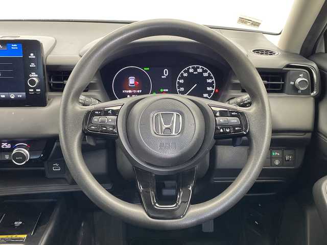 ホンダ ヴェゼル ハイブリッド e:HEV X 栃木県 2023(令5)年 2.5万km プラチナホワイトパール Honda CONNECTディスプレイ/(Bluetooth・フルセグTV・AppleCarPlay・AndroidAuto・USB)/ワイドビューバックカメラ/ホンダセンシング/ ・衝突軽減システム/ ・レーンキープアシスト/ ・オートハイビーム/アダプティブクルーズコントロール/前後コーナーセンサー/前後ドライブレコーダー/ETC2.0車載器/ワイヤレス充電器/オートライト/LEDヘッドライト/純正アルミホイール/純正フロアマット/ドアバイザー