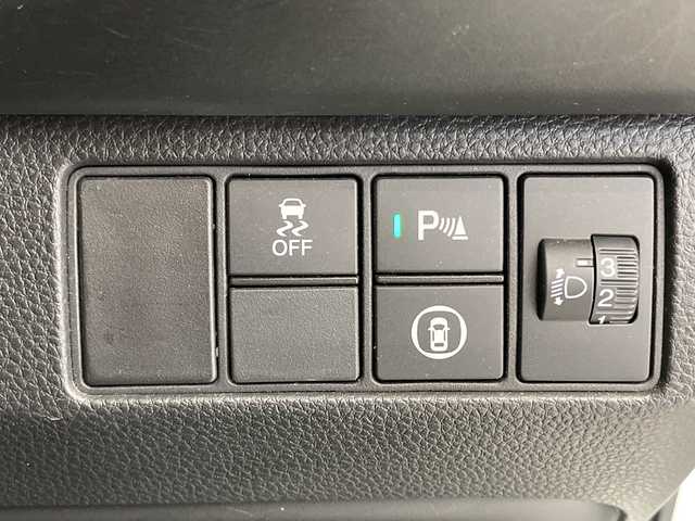 ホンダ ヴェゼル ハイブリッド e:HEV X 栃木県 2023(令5)年 2.5万km プラチナホワイトパール Honda CONNECTディスプレイ/(Bluetooth・フルセグTV・AppleCarPlay・AndroidAuto・USB)/ワイドビューバックカメラ/ホンダセンシング/ ・衝突軽減システム/ ・レーンキープアシスト/ ・オートハイビーム/アダプティブクルーズコントロール/前後コーナーセンサー/前後ドライブレコーダー/ETC2.0車載器/ワイヤレス充電器/オートライト/LEDヘッドライト/純正アルミホイール/純正フロアマット/ドアバイザー