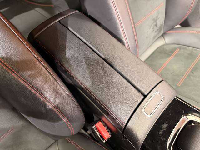 メルセデス・ベンツ ＣＬＡ２００ｄ AMGライン 千葉県 2020(令2)年 3.3万km ジュピターレッド ＡＣＣ　/半革シート　/ナビ　/ＴＶ　/Ｂカメラ　/Ｂｌｕｅｔｏｏｔｈ接続　/電動シート　/シートヒーター　/ＬＥＤヘッドライト　/ハイビームアシスト　/ＡＭＧ１８インチＡＷ　/衝突軽減Ｂ　/ＢＳＭ　/ＬＫＡ　/ＥＴＣ　/ドラレコ