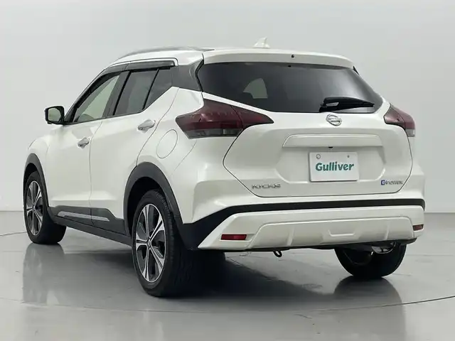 日産 キックス X 熊本県 2021(令3)年 4.9万km ブリリアントホワイトパール 禁煙車/純正9インチナビ/CD/DVD/DTV/Bluetooth/アラウンドビューモニター/デジタルインナーミラー/プロパイロット/ステアリングスイッチ/LEDオートライト/オートハイビーム/ビルトインETC/スマートキー/プッシュスタート/スペアキー1本/フロアマット/ドアバイザー/保証書/取扱説明書