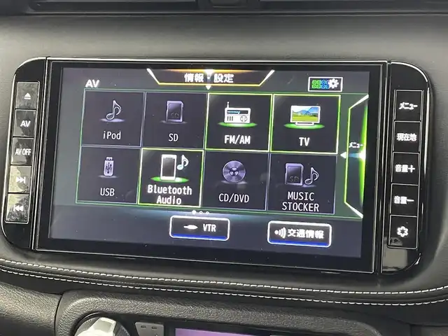 日産 キックス X 熊本県 2021(令3)年 4.9万km ブリリアントホワイトパール 禁煙車/純正9インチナビ/CD/DVD/DTV/Bluetooth/アラウンドビューモニター/デジタルインナーミラー/プロパイロット/ステアリングスイッチ/LEDオートライト/オートハイビーム/ビルトインETC/スマートキー/プッシュスタート/スペアキー1本/フロアマット/ドアバイザー/保証書/取扱説明書