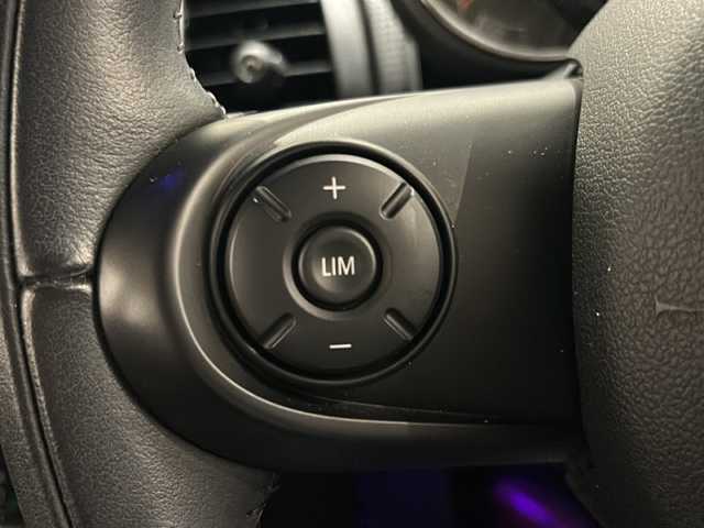 ＭＩＮＩ ミニ クーパー 新潟県 2018(平30)年 3.1万km ブリティッシュレーシンググリーンⅡ 衝突軽減ブレーキ/ツートーンルーフ/・ブリティッシュレーシンググリーン×ブラック/HDDナビ/・Bluetooth/USB/バックカメラ/コーナーセンサー/スポーツレザーステアリング/シートカバー