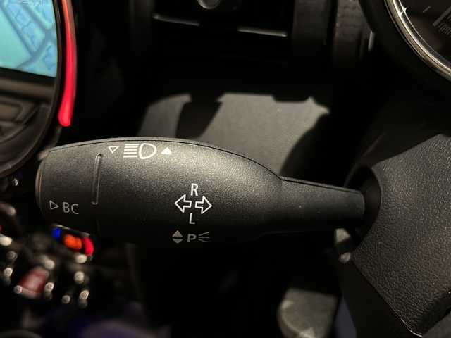 ＭＩＮＩ ミニ クーパー 新潟県 2018(平30)年 3.1万km ブリティッシュレーシンググリーンⅡ 衝突軽減ブレーキ/ツートーンルーフ/・ブリティッシュレーシンググリーン×ブラック/HDDナビ/・Bluetooth/USB/バックカメラ/コーナーセンサー/スポーツレザーステアリング/シートカバー
