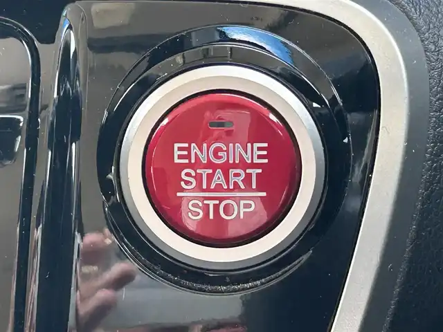 ホンダ Ｎ ＢＯＸ カスタム G Lパッケージ 福岡県 2016(平28)年 6.4万km プレミアムディープロッソパール 純正ナビ（vxm-174csi）/（AM/FM/BT/CD/DVD/ワンセグTV)/前席ヒートヒーター/前後ドライブレコーダー/ビルトインETC/バックカメラ/両側スライドドア/片側パワースライドドア/純正14インチアルミホイール/純正フロアマット/横滑り防止システム/プッシュスタート/スマートキー/スペア×１/ドアバイザー/オートライト/フォグライト/保証書/取扱説明書