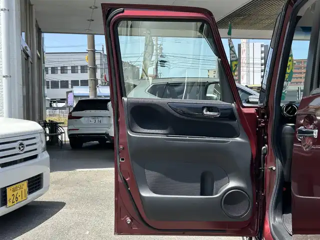 ホンダ Ｎ ＢＯＸ カスタム G Lパッケージ 福岡県 2016(平28)年 6.4万km プレミアムディープロッソパール 純正ナビ（vxm-174csi）/（AM/FM/BT/CD/DVD/ワンセグTV)/前席ヒートヒーター/前後ドライブレコーダー/ビルトインETC/バックカメラ/両側スライドドア/片側パワースライドドア/純正14インチアルミホイール/純正フロアマット/横滑り防止システム/プッシュスタート/スマートキー/スペア×１/ドアバイザー/オートライト/フォグライト/保証書/取扱説明書