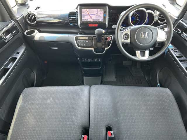 ホンダ Ｎ ＢＯＸ カスタム G Lパッケージ 福岡県 2016(平28)年 6.4万km プレミアムディープロッソパール 純正ナビ（vxm-174csi）/（AM/FM/BT/CD/DVD/ワンセグTV)/前席ヒートヒーター/前後ドライブレコーダー/ビルトインETC/バックカメラ/両側スライドドア/片側パワースライドドア/純正14インチアルミホイール/純正フロアマット/横滑り防止システム/プッシュスタート/スマートキー/スペア×１/ドアバイザー/オートライト/フォグライト/保証書/取扱説明書