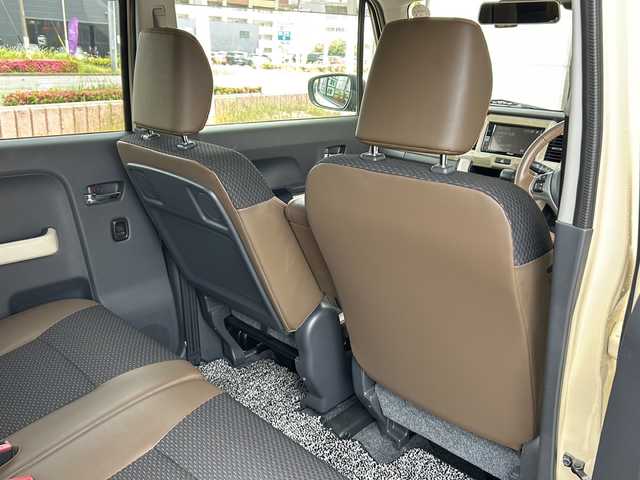 スズキ ハスラー ワンダラー 静岡県 2019(平31)年 3.9万km シフォンアイボリーメタリック/ウッディブラウン2トーンルーフ 主要装備/・純正ディスプレイオーディオ/・バックモニター/・Bluetooth/・ルーフレール/・ドライブレコーダー/・前席シートヒーター/・ハーフレザーシート/・衝突被害軽減システム/・レーンキープアシスト/・アイドリングストップ/・ルーフレール/・純正フロアマット/・ドアバイザー/・ステアリングスイッチ/・DVD
