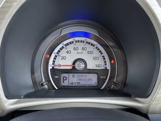 スズキ ハスラー ワンダラー 静岡県 2019(平31)年 3.9万km シフォンアイボリーメタリック/ウッディブラウン2トーンルーフ 主要装備/・純正ディスプレイオーディオ/・バックモニター/・Bluetooth/・ルーフレール/・ドライブレコーダー/・前席シートヒーター/・ハーフレザーシート/・衝突被害軽減システム/・レーンキープアシスト/・アイドリングストップ/・ルーフレール/・純正フロアマット/・ドアバイザー/・ステアリングスイッチ/・DVD