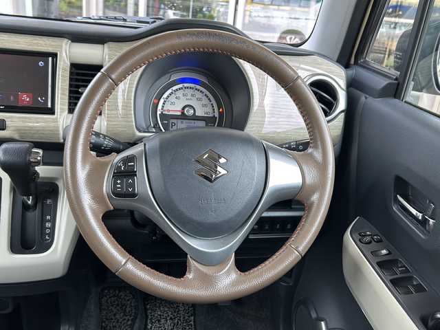 スズキ ハスラー ワンダラー 静岡県 2019(平31)年 3.9万km シフォンアイボリーメタリック/ウッディブラウン2トーンルーフ 主要装備/・純正ディスプレイオーディオ/・バックモニター/・Bluetooth/・ルーフレール/・ドライブレコーダー/・前席シートヒーター/・ハーフレザーシート/・衝突被害軽減システム/・レーンキープアシスト/・アイドリングストップ/・ルーフレール/・純正フロアマット/・ドアバイザー/・ステアリングスイッチ/・DVD