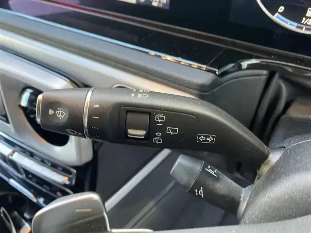 メルセデス・ベンツ ゲレンデヴァーゲン Ｇ３５０ｄ AMGライン 高知県 2020(令2)年 5.3万km 白 純正ナビ/Bluetooth/フルセグ/AM/FM/バックカメラ/全方位カメラ/ガラスルーフ/ETC2.0/ドライブレコーダー/クルーズコントロール/ターボ/HIDヘッドライト/４WD/コーナーセンサー/センターデフロック/ワンオーナー/MTモード付AT/プッシュスタート/スペアキー/スマートキー/純正フロアマット/純正20インチアルミホイール/パワーシート/シートヒーター/レザーシート/オートライト/盗難防止装置