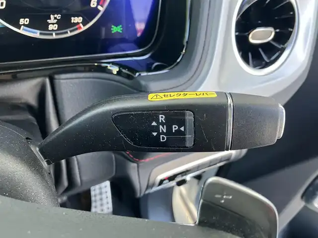 メルセデス・ベンツ ゲレンデヴァーゲン Ｇ３５０ｄ AMGライン 高知県 2020(令2)年 5.3万km 白 純正ナビ/Bluetooth/フルセグ/AM/FM/バックカメラ/全方位カメラ/ガラスルーフ/ETC2.0/ドライブレコーダー/クルーズコントロール/ターボ/HIDヘッドライト/４WD/コーナーセンサー/センターデフロック/ワンオーナー/MTモード付AT/プッシュスタート/スペアキー/スマートキー/純正フロアマット/純正20インチアルミホイール/パワーシート/シートヒーター/レザーシート/オートライト/盗難防止装置