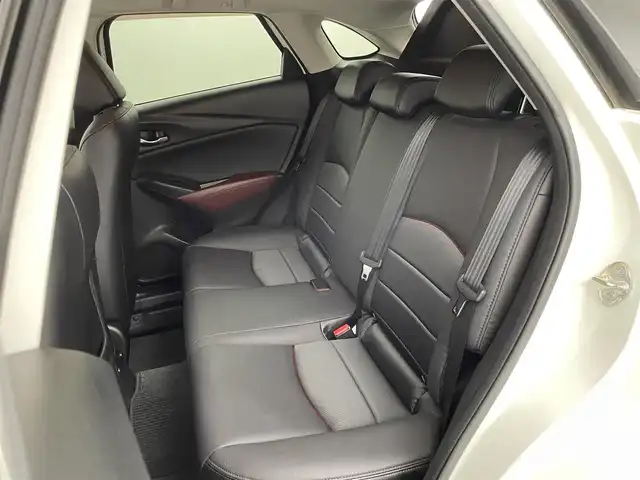 マツダ ＣＸ－３ 20S プロアクティブ 福島県 2017(平29)年 6万km スノーフレイクホワイトパールマイカ 純正ＳＤナビゲーション　/【AM/FM/DVD/CD/Bluetooth/フルセグ/AUX】/衝突軽減システム　/・BSM/・車線逸脱警報/・標識認識機能/・レーダークルーズコントロール/・コーナーセンサー/・ヘッドアップディスプレイ/バックカメラ　/ドライブレコーダー　/ＥＴＣ　/ハーフレザーシート/ステアリングスイッチ　/・革巻きステアリング　/・チルトステアリング　/プッシュスタート　/・スマートキー/・スペアキー/プッシュスタート/・スマートキー/・スペアキー/LEDライト/・オートライト/取扱説明書/・保証書
