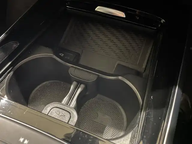 メルセデス・ベンツ ＧＬＢ２００ｄ 静岡県 2020(令2)年 5万km ポーラホワイト ナビ　360°カメラ TV　BT　USB /ハーフレザーシートヒーター /マッサージシート /ACC LKA BSM ETC2.0 /パワーバックドア /自動駐車 /パドルシフト /LEDライト /ドラレコ /アイドリングストップ /スペアキー