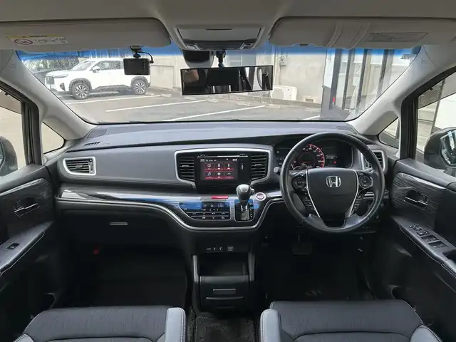 ホンダ オデッセイ アブソルート EX 佐賀県 2014(平26)年 2.6万km クリスタルブラックパール CTBA/ブラインドスポットインフォメーション/クルーズコントロール/純正ナビ/・バックカメラ/・フルセグTV/BT/CD/DVD/ALPINEフリップダウンモニター/純正18インチAW/両側パワースライドドア/ハーフレザーシート/パワーシート/オットマン/LEDヘッドライト/オートライト/フォグランプ/本革巻きステアリング/パドルシフト/ETC/プッシュスタート/スペアキー×１/保証書/取扱説明書