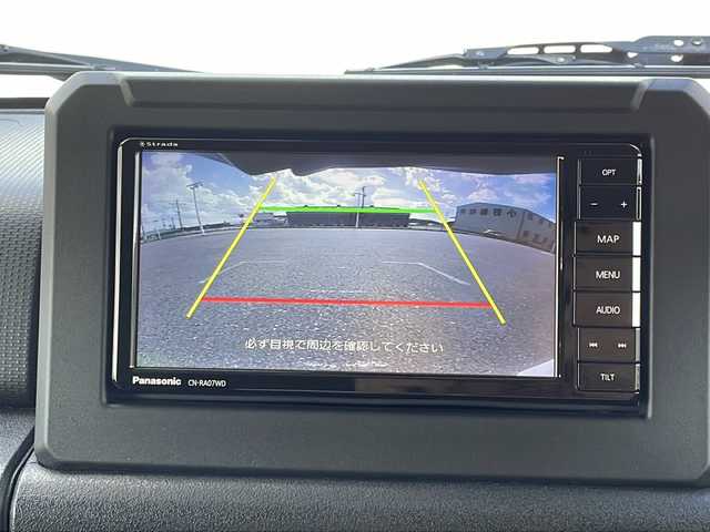 スズキ ジムニー XC 福岡県 2018(平30)年 4.5万km ピュアホワイトP ナビ　フルセグ　バックカメラ　ドライブレコーダー　ＥＴＣ　スマートキー　社外オーバーフェンダー　社外アルミホイル　ドアバイザー　フロアマット　ＬＥＤライト　フォグライト　シートヒーター