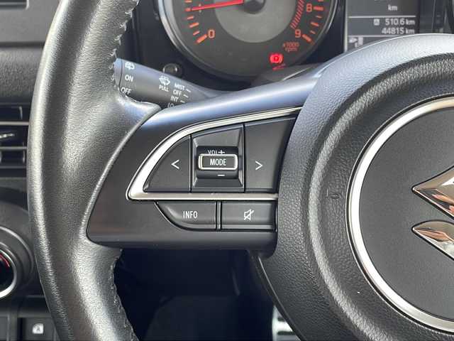 スズキ ジムニー XC 福岡県 2018(平30)年 4.5万km ピュアホワイトP ナビ　フルセグ　バックカメラ　ドライブレコーダー　ＥＴＣ　スマートキー　社外オーバーフェンダー　社外アルミホイル　ドアバイザー　フロアマット　ＬＥＤライト　フォグライト　シートヒーター