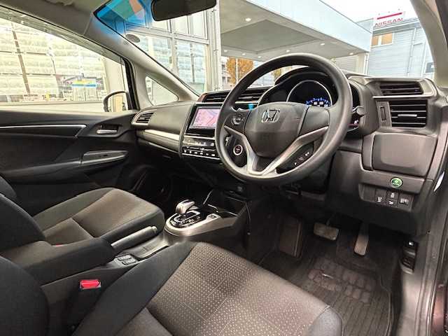 ホンダ フィット ハイブリット Fパッケージ コンフォートED 宮城県 2016(平28)年 12.1万km プレミアムディープモカパール 特別仕様車/ワンオーナー/ハイブリッド/純正メモリナビ/・CD/SD/BT/ワンセグTV/バックカメラ/ステアリングスイッチ/運転席/助手席シートヒーター/プラズマクラスター/アームレスト付センターコンソールボックス/純正キャップ付きスチール＆ノーマルタイヤ/社外アルミ＆スタッドレス積込/アイドリングストップ/プッシュスタート/スマートキー/スペアキー/保証書/取扱説明書