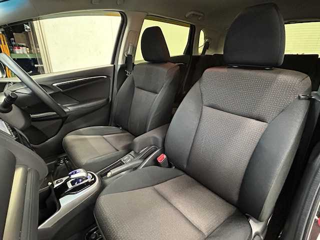 ホンダ フィット ハイブリット Fパッケージ コンフォートED 宮城県 2016(平28)年 12.1万km プレミアムディープモカパール 特別仕様車/ワンオーナー/ハイブリッド/純正メモリナビ/・CD/SD/BT/ワンセグTV/バックカメラ/ステアリングスイッチ/運転席/助手席シートヒーター/プラズマクラスター/アームレスト付センターコンソールボックス/純正キャップ付きスチール＆ノーマルタイヤ/社外アルミ＆スタッドレス積込/アイドリングストップ/プッシュスタート/スマートキー/スペアキー/保証書/取扱説明書