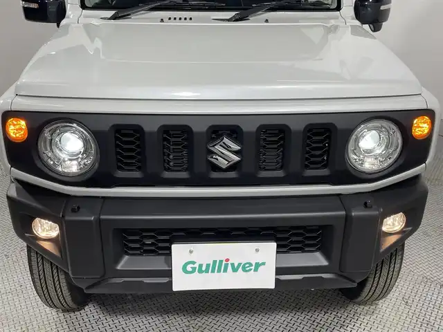 スズキ ジムニー XC 大阪府 2025(令7)年 0.1千km ピュアホワイトP 未使用車　４ＷＤ　ターボ　クルコン　シートヒーター　ヘッドライトウォッシャー　レーンアシスト　アイドリングストップ　オートハイビーム　ＬＥＤヘッドライト　クリアランスソナー　ヒーテッドドアミラー