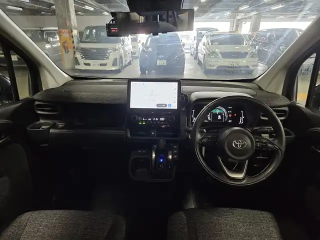 トヨタ シエンタ ハイブリッド Z 香川県 2022(令4)年 8.7万km ブラック 〇純正10.5インチディスプレイオーディオ/〇フルセグTV/〇両側パワースライドドア/〇バックカメラ/〇パノラミックビューモニター/〇ビルトインETC/〇レーダークルーズコントロール/〇コーナーセンサー/〇セーフティセンス/〇パーキングサポートブレーキ/〇LEDヘッドランプ/〇革巻きステアリングホイール/パワーステアリング/〇ブラック消臭撥水油機能付きファブリックシート/〇サンシェード/〇エレクトロシフトマチック/〇モデリスタエアロ/〇充電用USB端子/〇スマートエントリー/スタートシステム/〇禁煙車