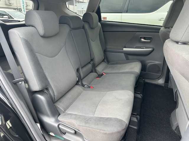 トヨタ プリウス α S 茨城県 2012(平24)年 11.3万km ブラック 純正SDナビ(NSZT-W62G)/ 【フルセグ/Bluetooth/CD/DVD/SD】/バックガイドカメラ/ETC/純正LEDヘッドライト/フォグライト/オートライト/ヘッドライトウォッシャー/スマートキー/電動格納ミラー/取扱説明書/新車時保証書/スペアキー×1