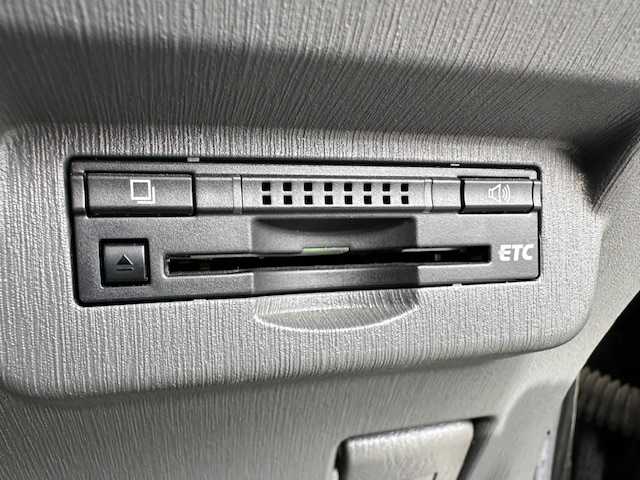 トヨタ プリウス α S 茨城県 2012(平24)年 11.3万km ブラック 純正SDナビ(NSZT-W62G)/ 【フルセグ/Bluetooth/CD/DVD/SD】/バックガイドカメラ/ETC/純正LEDヘッドライト/フォグライト/オートライト/ヘッドライトウォッシャー/スマートキー/電動格納ミラー/取扱説明書/新車時保証書/スペアキー×1