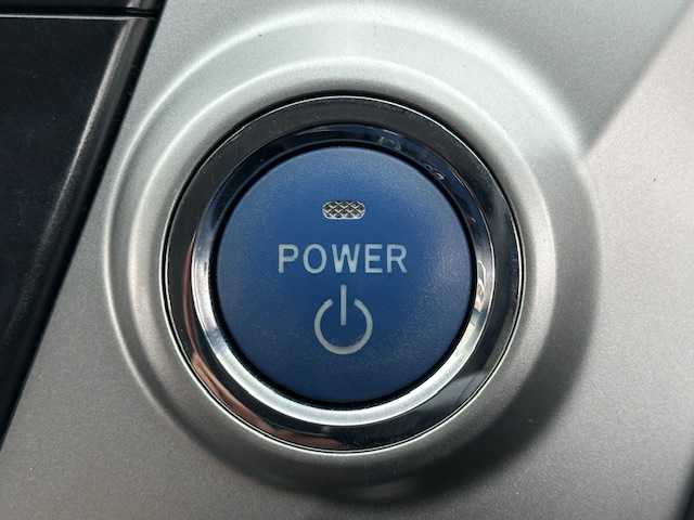 トヨタ プリウス α S 茨城県 2012(平24)年 11.3万km ブラック 純正SDナビ(NSZT-W62G)/ 【フルセグ/Bluetooth/CD/DVD/SD】/バックガイドカメラ/ETC/純正LEDヘッドライト/フォグライト/オートライト/ヘッドライトウォッシャー/スマートキー/電動格納ミラー/取扱説明書/新車時保証書/スペアキー×1