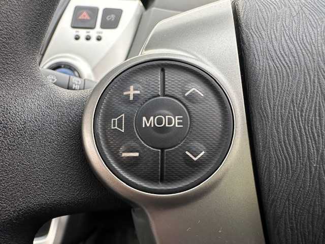 トヨタ プリウス α S 茨城県 2012(平24)年 11.3万km ブラック 純正SDナビ(NSZT-W62G)/ 【フルセグ/Bluetooth/CD/DVD/SD】/バックガイドカメラ/ETC/純正LEDヘッドライト/フォグライト/オートライト/ヘッドライトウォッシャー/スマートキー/電動格納ミラー/取扱説明書/新車時保証書/スペアキー×1