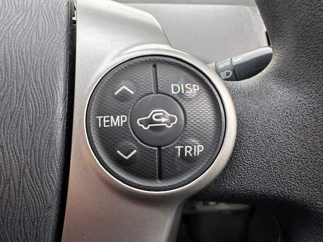 トヨタ プリウス α S 茨城県 2012(平24)年 11.3万km ブラック 純正SDナビ(NSZT-W62G)/ 【フルセグ/Bluetooth/CD/DVD/SD】/バックガイドカメラ/ETC/純正LEDヘッドライト/フォグライト/オートライト/ヘッドライトウォッシャー/スマートキー/電動格納ミラー/取扱説明書/新車時保証書/スペアキー×1