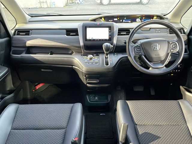 ホンダ フリード G ホンダセンシング 道北・旭川 2021(令3)年 2.7万km クリスタルブラックパール /ワンオーナー//寒冷地仕様//禁煙車//純正ナビ /BT/SD/USB/フルセグ//両側パワースライドドア/急アクセル抑制機能/ACC/トラフィックジャムアシスト/CMBS/先行車発進お知らせ機能/路外逸脱抑制機能//革巻きステアリング//ステアリングスイッチ//ハーフレザーシート//前席シートヒーター//オートエアコン//オートライト//LEDヘッドライト//純正フロアマット//ドライブレコーダー//フロントガラスデアイサー//バックカメラ//ドアバイザー//スペアキー//エンジンスターター//ドアミラーウィンカー//アイドリングストップ//ETC//サンシェード//取扱説明書//保証書