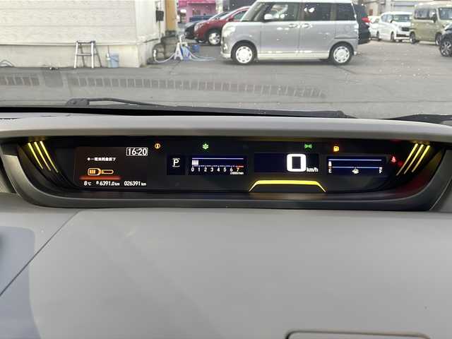 ホンダ フリード G ホンダセンシング 道北・旭川 2021(令3)年 2.7万km クリスタルブラックパール /ワンオーナー//寒冷地仕様//禁煙車//純正ナビ /BT/SD/USB/フルセグ//両側パワースライドドア/急アクセル抑制機能/ACC/トラフィックジャムアシスト/CMBS/先行車発進お知らせ機能/路外逸脱抑制機能//革巻きステアリング//ステアリングスイッチ//ハーフレザーシート//前席シートヒーター//オートエアコン//オートライト//LEDヘッドライト//純正フロアマット//ドライブレコーダー//フロントガラスデアイサー//バックカメラ//ドアバイザー//スペアキー//エンジンスターター//ドアミラーウィンカー//アイドリングストップ//ETC//サンシェード//取扱説明書//保証書