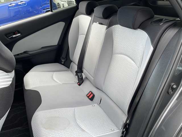 トヨタ プリウス A 静岡県 2016(平28)年 7.3万km グレーメタリック /純正ナビ/地デジTV//純正CD/DVD/Bluetooth//バックカメラ//社外エアロ//トヨタセーフティセンス//オートハイビーム//レーダークルーズコントロール//純正15インチAW//ヘッドアップディスプレイ//スマートキー//LEDヘッドライト//ビルトインETC