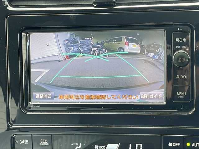 トヨタ プリウス A 静岡県 2016(平28)年 7.3万km グレーメタリック /純正ナビ/地デジTV//純正CD/DVD/Bluetooth//バックカメラ//社外エアロ//トヨタセーフティセンス//オートハイビーム//レーダークルーズコントロール//純正15インチAW//ヘッドアップディスプレイ//スマートキー//LEDヘッドライト//ビルトインETC