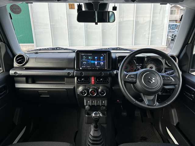 スズキ ジムニー XC 神奈川県 2023(令5)年 3.5万km ピュアホワイトP 純正ナビＴＶ　/ＴＯＹＯ＿ＯＰＥＮ＿ＣＯＵＮＴＲＹ＿Ｒ／Ｔ　/純正マットガード　/クルーズコントロール　/ＥＴＣ２．０　/純正ドライブレコーダー　/スペアキー　/ＴＶキャンセラー