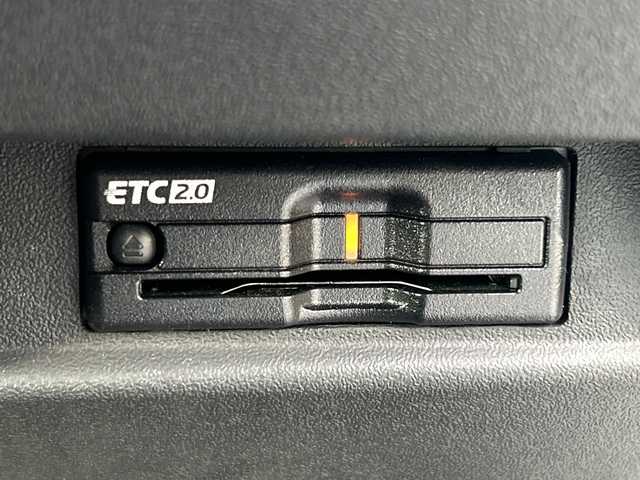 スズキ ジムニー XC 神奈川県 2023(令5)年 3.5万km ピュアホワイトP 純正ナビＴＶ　/ＴＯＹＯ＿ＯＰＥＮ＿ＣＯＵＮＴＲＹ＿Ｒ／Ｔ　/純正マットガード　/クルーズコントロール　/ＥＴＣ２．０　/純正ドライブレコーダー　/スペアキー　/ＴＶキャンセラー