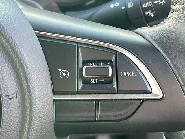 スズキ ジムニー XC 神奈川県 2023(令5)年 3.5万km ピュアホワイトP 純正ナビＴＶ　/ＴＯＹＯ＿ＯＰＥＮ＿ＣＯＵＮＴＲＹ＿Ｒ／Ｔ　/純正マットガード　/クルーズコントロール　/ＥＴＣ２．０　/純正ドライブレコーダー　/スペアキー　/ＴＶキャンセラー