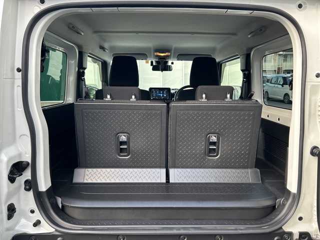 スズキ ジムニー XC 神奈川県 2023(令5)年 3.5万km ピュアホワイトP 純正ナビＴＶ　/ＴＯＹＯ＿ＯＰＥＮ＿ＣＯＵＮＴＲＹ＿Ｒ／Ｔ　/純正マットガード　/クルーズコントロール　/ＥＴＣ２．０　/純正ドライブレコーダー　/スペアキー　/ＴＶキャンセラー