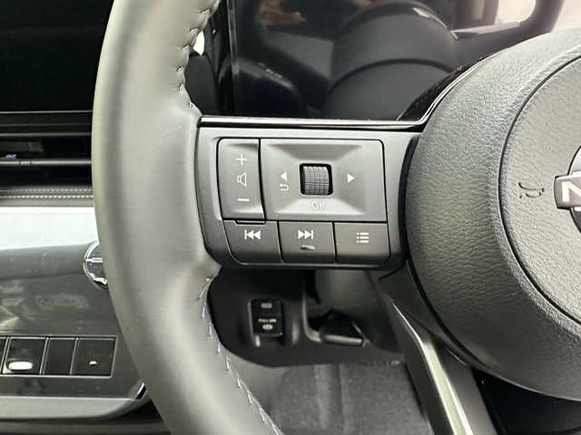 日産 セレナ e－パワー ハイウェイスター V 兵庫県 2025(令7)年 0.1千km 白Ⅱ 登録済未使用車/純正メモリナビ(Bluetooth/フルセグ/USB/HDMI)/全方位カメラ/前後コーナーセンサー/ワイヤレス充電/プロパイロット/ブラインドスポットモニター/エマージェンシーブレーキ/両側パワースライドドア/純正前後ドライブレコーダー/インテリジェントルームミラー/オートライト/オートマチックハイビーム/LEDヘッドライト/LEDフォグライト/スペアキー/純正16インチアルミホイール