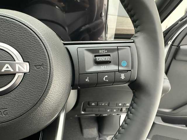 日産 セレナ e－パワー ハイウェイスター V 兵庫県 2025(令7)年 0.1千km 白Ⅱ 登録済未使用車/純正メモリナビ(Bluetooth/フルセグ/USB/HDMI)/全方位カメラ/前後コーナーセンサー/ワイヤレス充電/プロパイロット/ブラインドスポットモニター/エマージェンシーブレーキ/両側パワースライドドア/純正前後ドライブレコーダー/インテリジェントルームミラー/オートライト/オートマチックハイビーム/LEDヘッドライト/LEDフォグライト/スペアキー/純正16インチアルミホイール