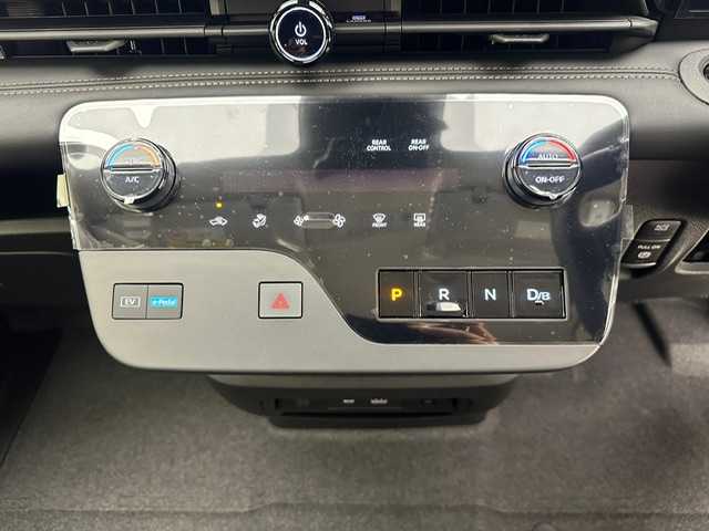 日産 セレナ e－パワー ハイウェイスター V 兵庫県 2025(令7)年 0.1千km 白Ⅱ 登録済未使用車/純正メモリナビ(Bluetooth/フルセグ/USB/HDMI)/全方位カメラ/前後コーナーセンサー/ワイヤレス充電/プロパイロット/ブラインドスポットモニター/エマージェンシーブレーキ/両側パワースライドドア/純正前後ドライブレコーダー/インテリジェントルームミラー/オートライト/オートマチックハイビーム/LEDヘッドライト/LEDフォグライト/スペアキー/純正16インチアルミホイール