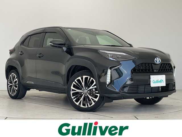 トヨタ ヤリスクロス ハイブリッド Z 愛知県 2023(令5)年 1.7万km ブラックマイカ 純正8型ディスプレイオーディオナビ　ナビ機能なし/全方位カメラ/レーダークルーズコントロール/シートヒーター/バックカメラ/ETC2.0/パワーシート/コーナーセンサー/純正アルミホイール/ブラインドスポットモニター/LEDヘッドライト/ステアリングヒーター/オートマチックハイビーム/衝突軽減システム/フルセグ/Bluetooth/ステアリングスイッチ/スマートキー/プッシュスタート