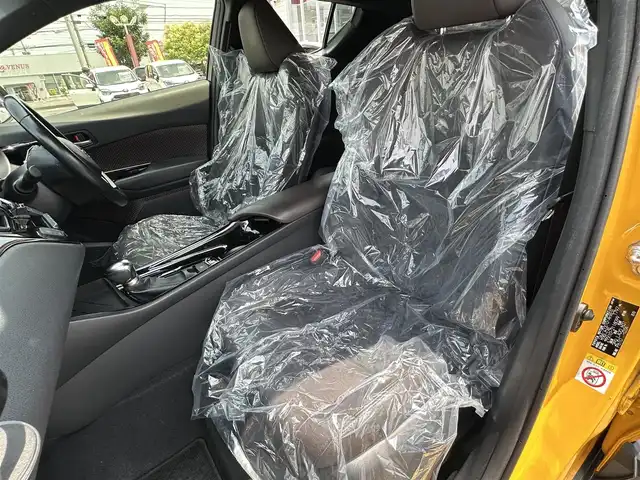 トヨタ Ｃ－ＨＲ G 群馬県 2018(平30)年 6.8万km ブラック/イエロー 純正SDナビ/ワンセグ/Bluetooth/バックカメラ/スマートキー/スペアキー/プッシュスタート/衝突軽減ブレーキ/レーンキープアシスト/レーダークルーズコントロール/オートハイビーム/クリアランスソナー/フロアマット/社外17インチアルミホイール