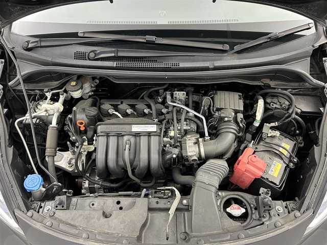 ホンダ フィット ベーシック 大阪府 2020(令2)年 6.6万km クリスタルブラックパール ワンオーナー/禁煙車/ホンダセンシング搭載/・衝突軽減ブレーキ（CMBS）/・誤発進抑制機能/・後方誤発進抑制機能/・近距離衝突軽減ブレーキ/・歩行者事故低減ステアリング/・路外逸脱抑制機能/・ACC（アダプティブクルーズコントロール）/・LKAS（車線維持支援システム）/・オートハイビーム/・先行車発進お知らせ機能/・標識認識機能/純正ナビ　型式：VXM-205Ci/【Bluetooth、CD、FM/AM】/ステアリングスイッチ/電動パーキング/オートホールド機能/アイドリングストップ/横滑り防止装置/電動格納ミラー/純正フロアマット/オートライト/LEDヘッドライト/保証書、取説