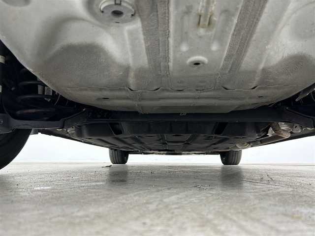 ホンダ フィット ベーシック 大阪府 2020(令2)年 6.6万km クリスタルブラックパール ワンオーナー/禁煙車/ホンダセンシング搭載/・衝突軽減ブレーキ（CMBS）/・誤発進抑制機能/・後方誤発進抑制機能/・近距離衝突軽減ブレーキ/・歩行者事故低減ステアリング/・路外逸脱抑制機能/・ACC（アダプティブクルーズコントロール）/・LKAS（車線維持支援システム）/・オートハイビーム/・先行車発進お知らせ機能/・標識認識機能/純正ナビ　型式：VXM-205Ci/【Bluetooth、CD、FM/AM】/ステアリングスイッチ/電動パーキング/オートホールド機能/アイドリングストップ/横滑り防止装置/電動格納ミラー/純正フロアマット/オートライト/LEDヘッドライト/保証書、取説