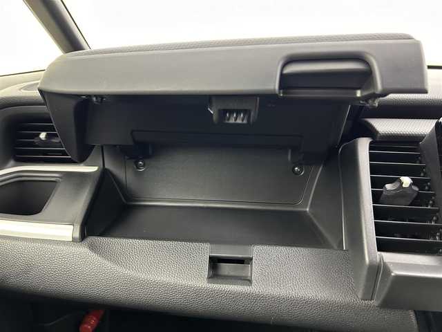 ホンダ フィット ベーシック 大阪府 2020(令2)年 6.6万km クリスタルブラックパール ワンオーナー/禁煙車/ホンダセンシング搭載/・衝突軽減ブレーキ（CMBS）/・誤発進抑制機能/・後方誤発進抑制機能/・近距離衝突軽減ブレーキ/・歩行者事故低減ステアリング/・路外逸脱抑制機能/・ACC（アダプティブクルーズコントロール）/・LKAS（車線維持支援システム）/・オートハイビーム/・先行車発進お知らせ機能/・標識認識機能/純正ナビ　型式：VXM-205Ci/【Bluetooth、CD、FM/AM】/ステアリングスイッチ/電動パーキング/オートホールド機能/アイドリングストップ/横滑り防止装置/電動格納ミラー/純正フロアマット/オートライト/LEDヘッドライト/保証書、取説